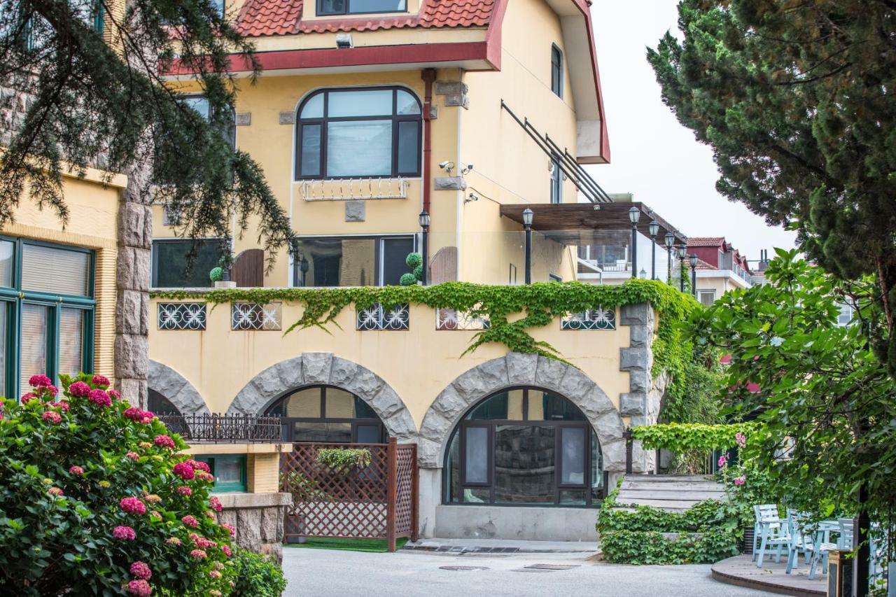 Qingdao The Castle Hotel Exteriör bild